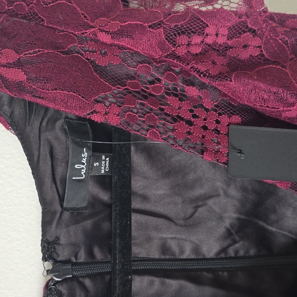 Lulus Molinetto Burgundy Lace Ruffled Tiered Sleeveless Dress Small New - Picture 4 of 4